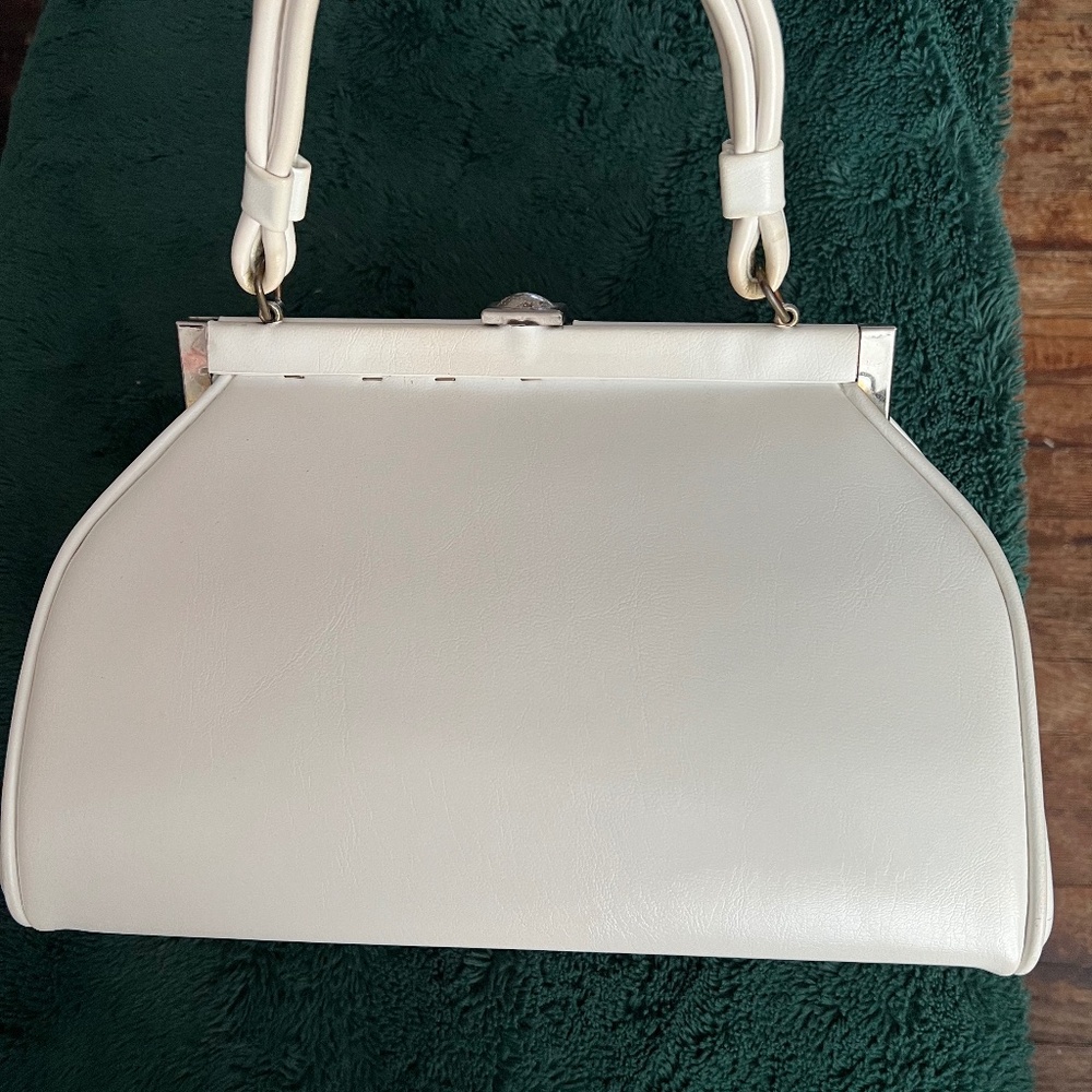 White ladylike faux leather vinyl purse 1960s